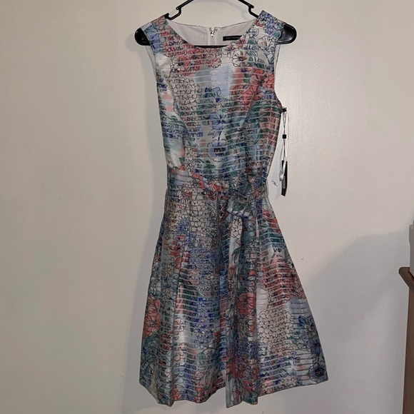 🌹NWT/TOMMY HILFIGER DRESS - Picture 2 of 8